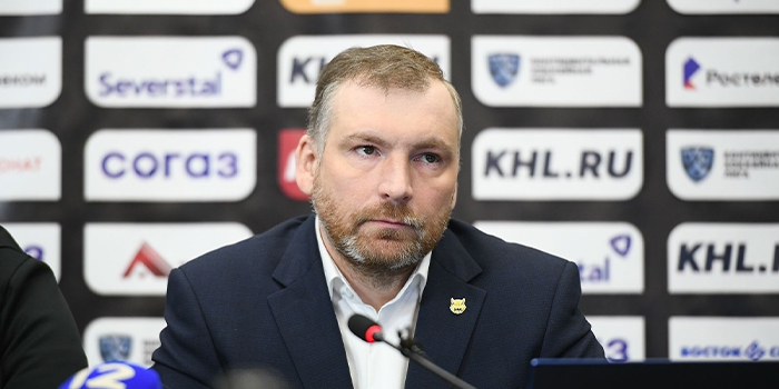 Николай Канаков: "Нет никаких разговоров о том, что клуб может перейти в ВХЛ"