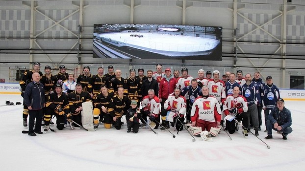 Ветераны «Северстали» заняли первое место на турнире «Кубок открытия «ВологдАрена»